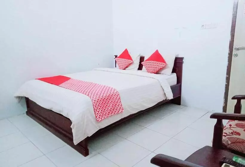 هتل Oyo 92069 Rafa Kost