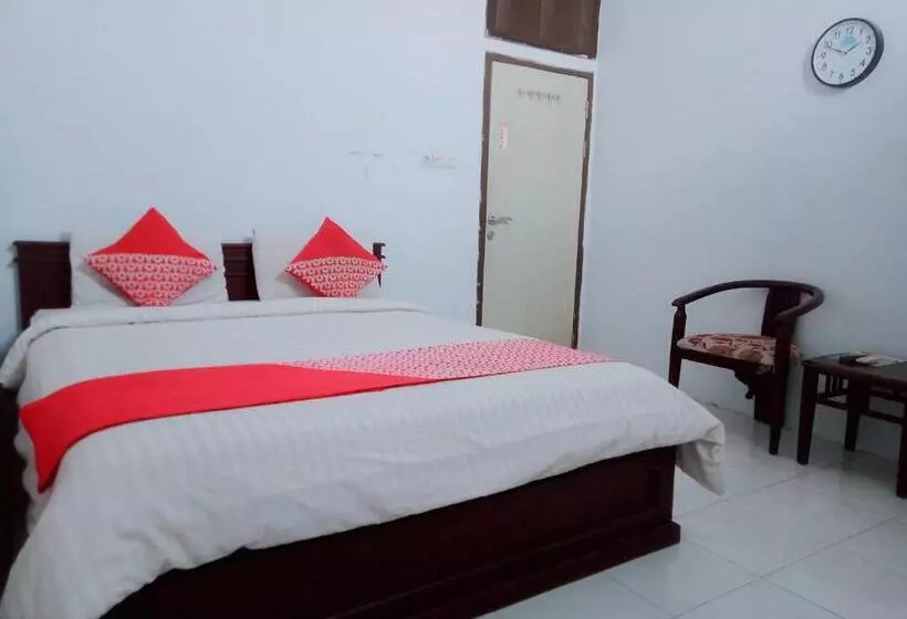 هتل Oyo 92069 Rafa Kost