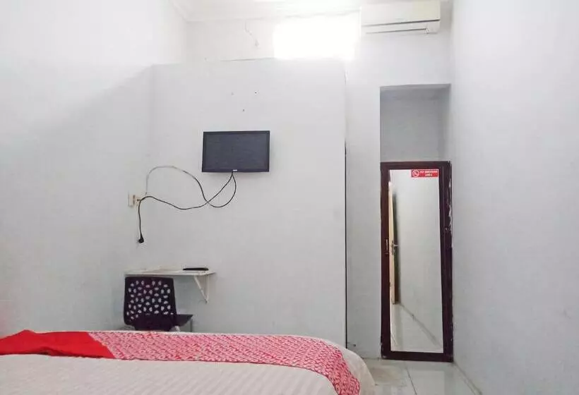 هتل Oyo 92069 Rafa Kost