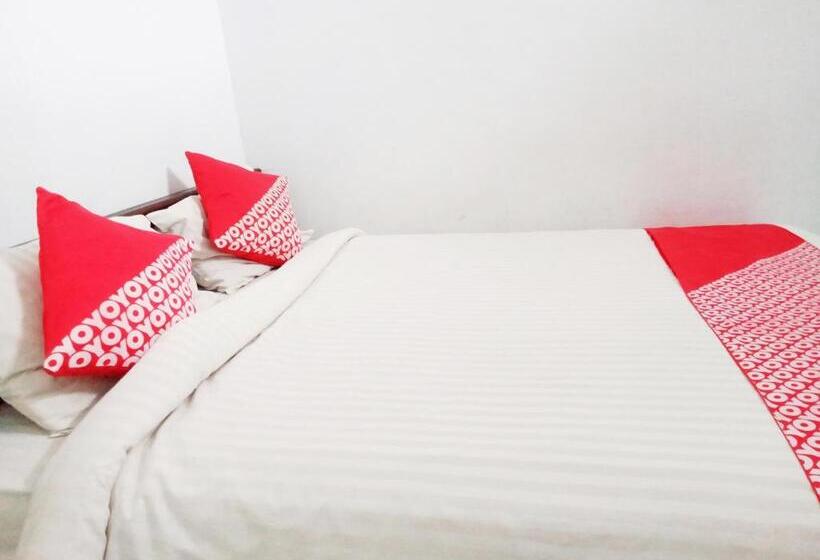 Hotel Oyo 92069 Rafa Kost