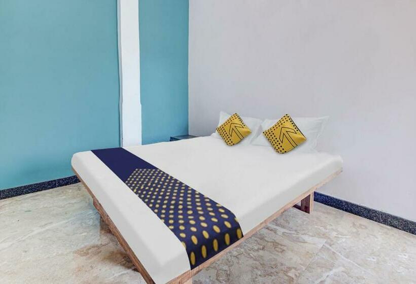 فندق Oyo Flagship 80634 Bhalkeshwar Lodging