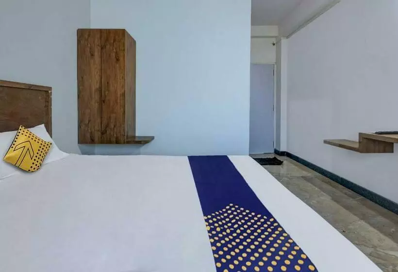 Hotelli Oyo Flagship 80634 Bhalkeshwar Lodging