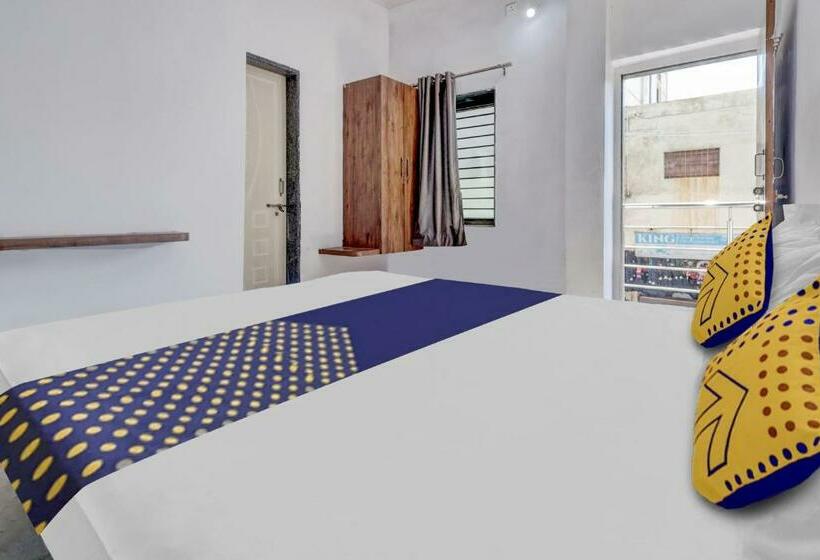 فندق Oyo Flagship 80634 Bhalkeshwar Lodging