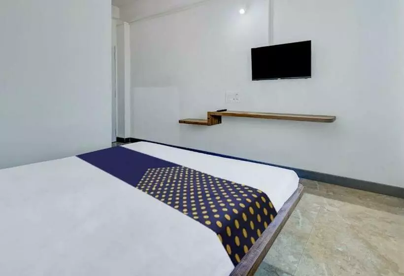 Hotelli Oyo Flagship 80634 Bhalkeshwar Lodging