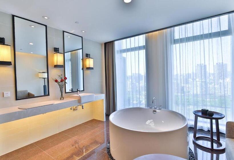 בית מלון כפרי Qianyue Ssaw Boutique