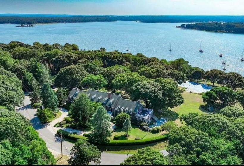 בית מלון כפרי Rams Head Inn