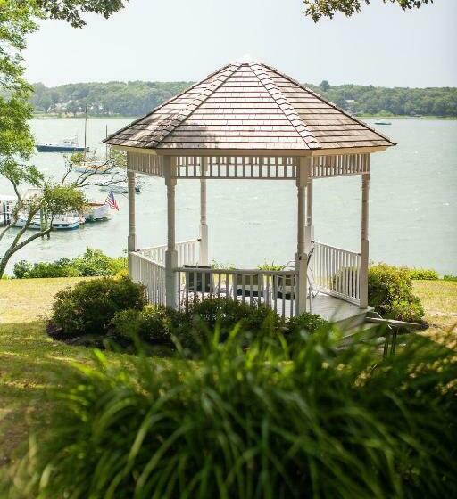 בית מלון כפרי Rams Head Inn