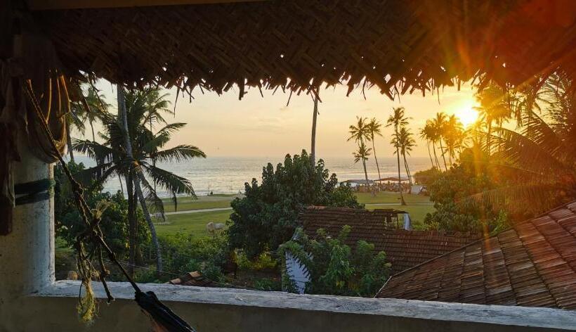 پانسیون Gunne Fisherman House