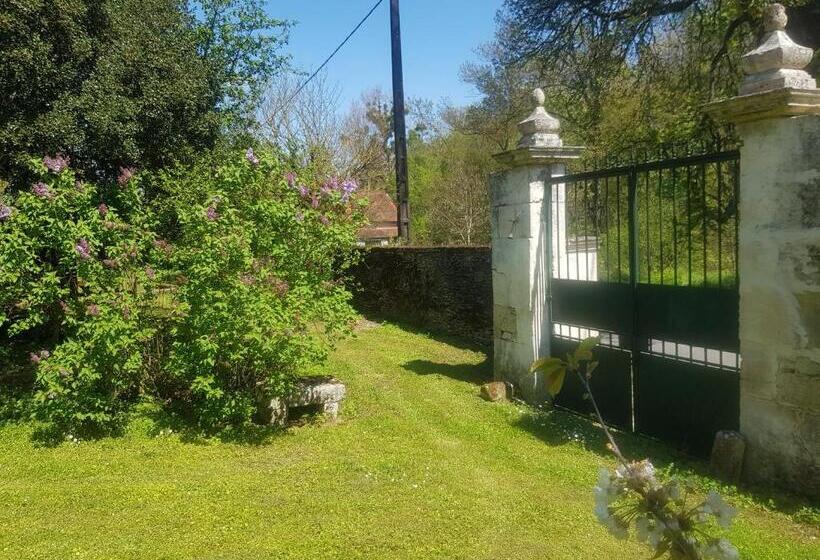 Пансион Logis Ozanie