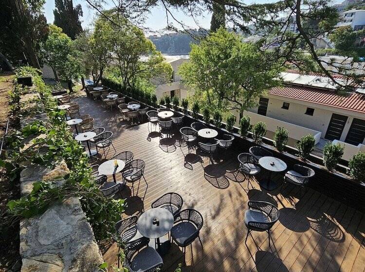 The New Hotel Mediteran Villa Edition