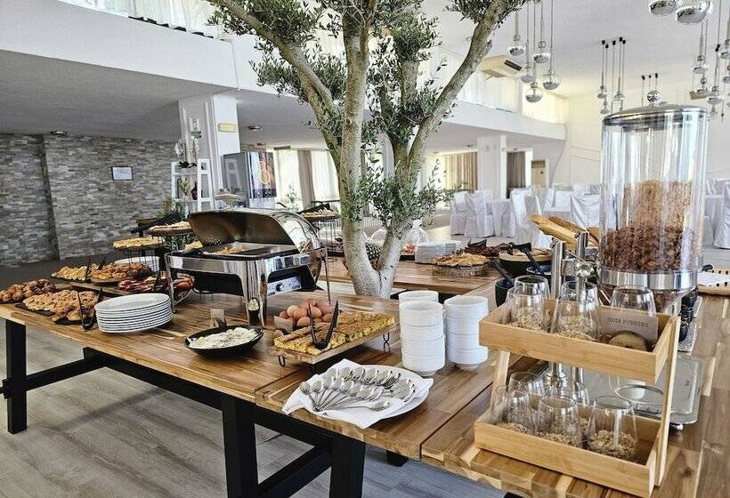 The New Hotel Mediteran Villa Edition