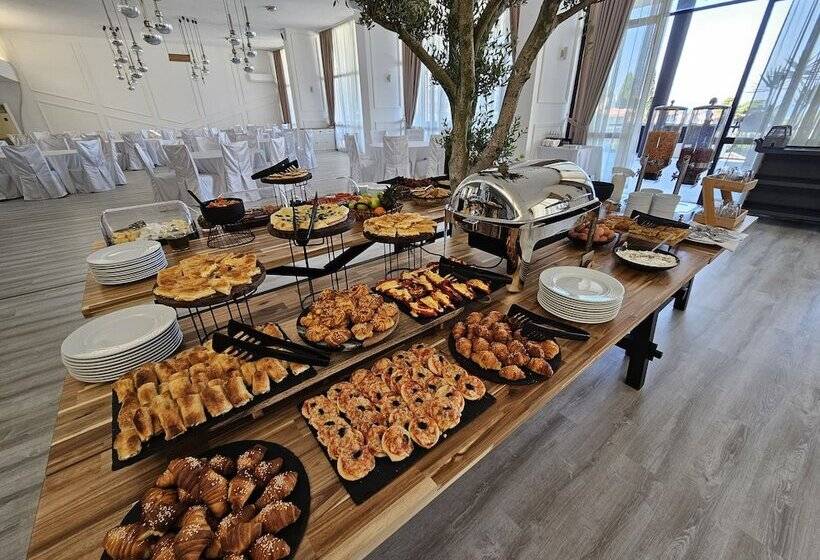 The New Hotel Mediteran Villa Edition