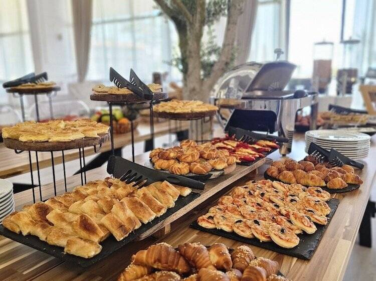 The New Hotel Mediteran Villa Edition