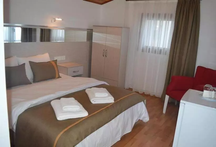 Yakamoz Otel