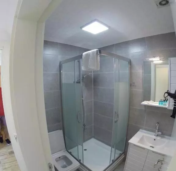 Yakamoz Otel