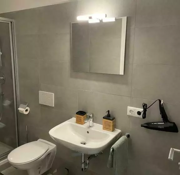 Retkeilymaja 24 7 Apartment Passau