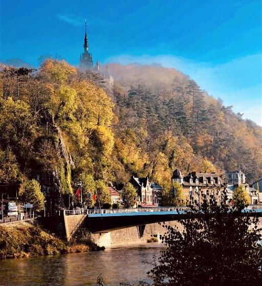 ベッドアンドブレックファースト Le Jardin Des Miroirs