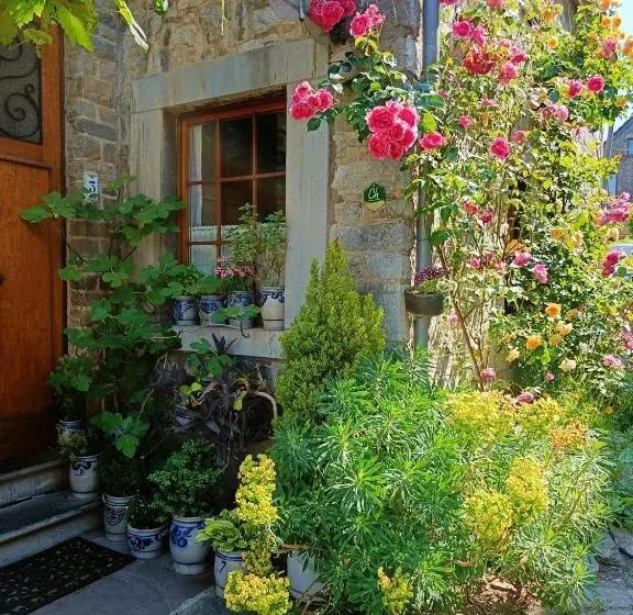 Aamiaismajoitus (B&B) Le Jardin Des Miroirs