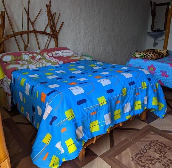 Eco Hotel Manu Viajeros