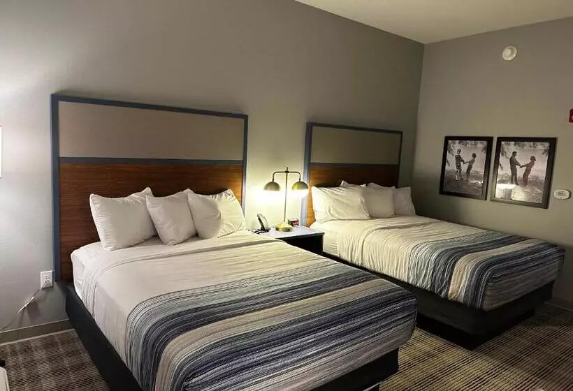 ホテル Americinn By Wyndham Mountain Home