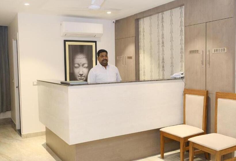 בית מלון כפרי Indraprastha Inn