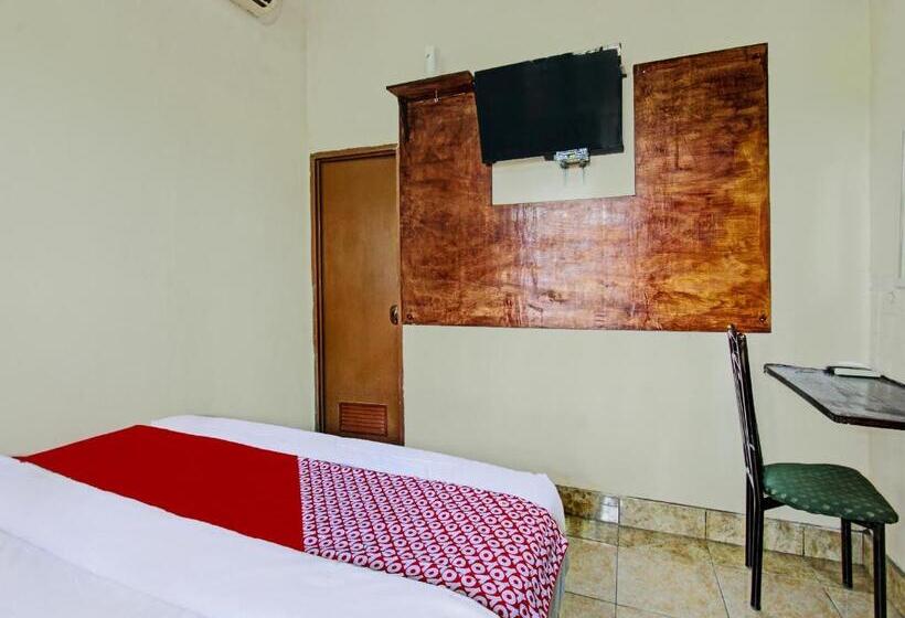 فندق Oyo 92059 Archi Homestay