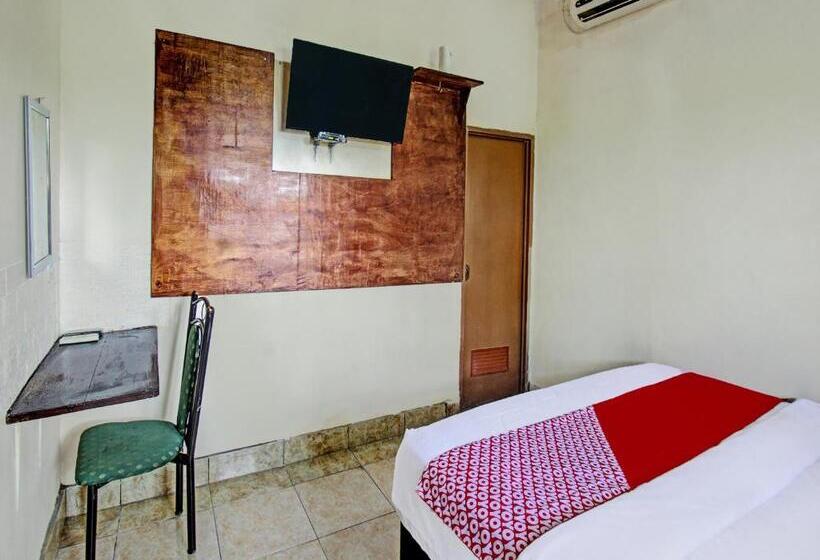 فندق Oyo 92059 Archi Homestay