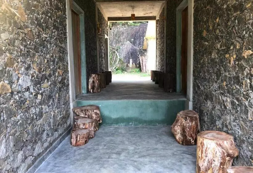 هتل Palabaddala Tea And Eco Lodge