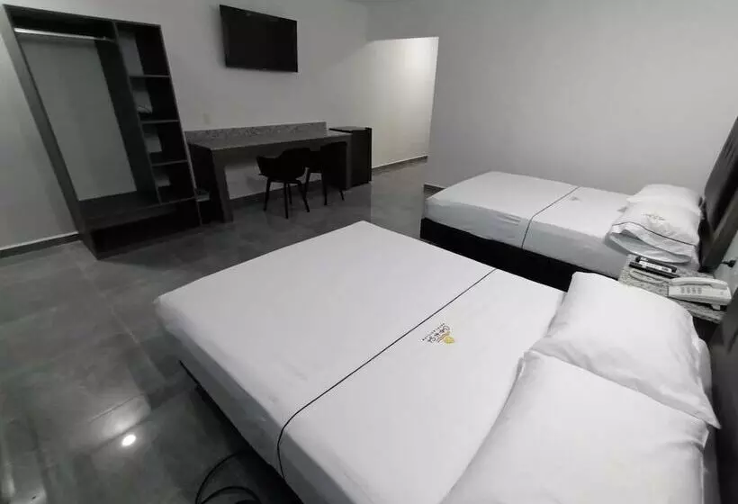Hotelli Y Villas Costa Del Sol