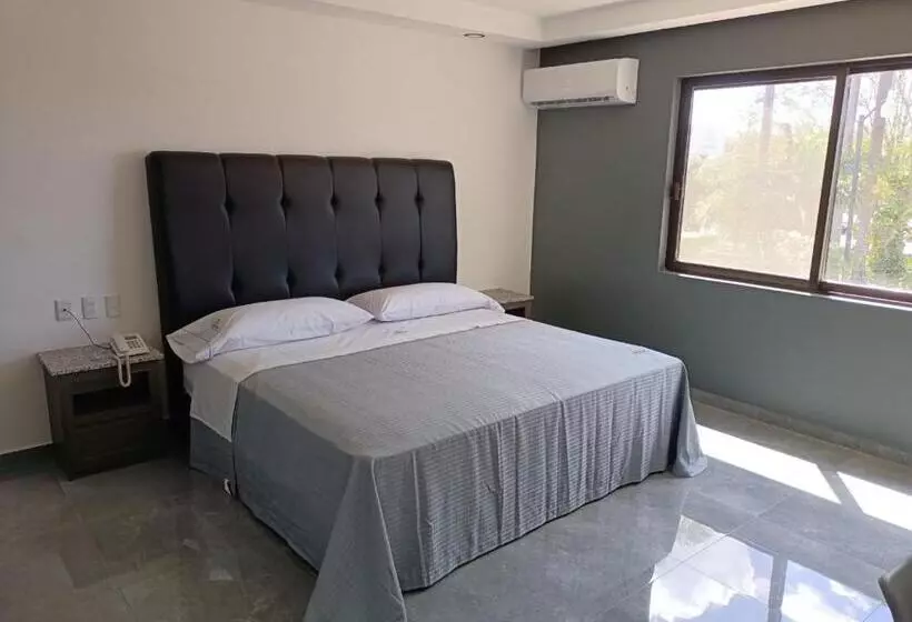 Hotelli Y Villas Costa Del Sol