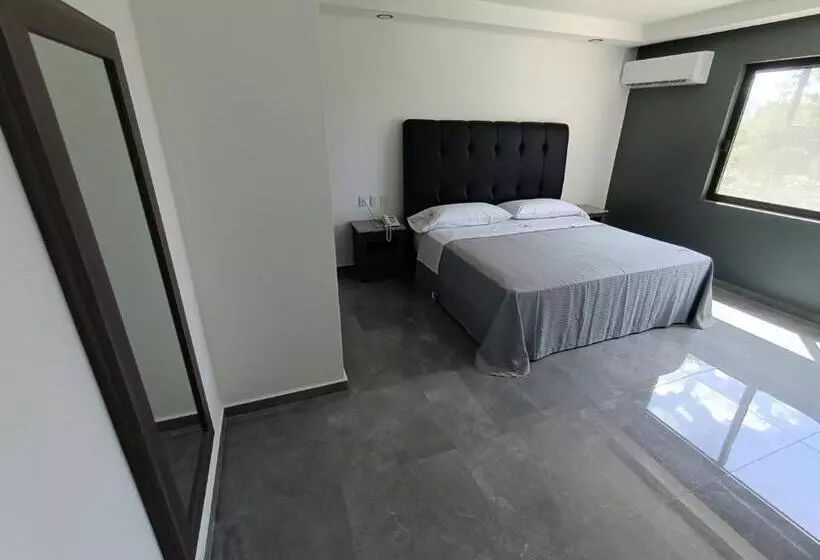 Hotelli Y Villas Costa Del Sol
