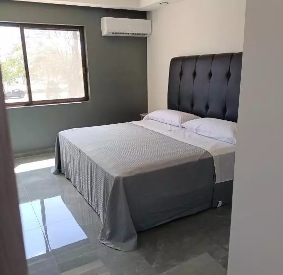 Hotelli Y Villas Costa Del Sol