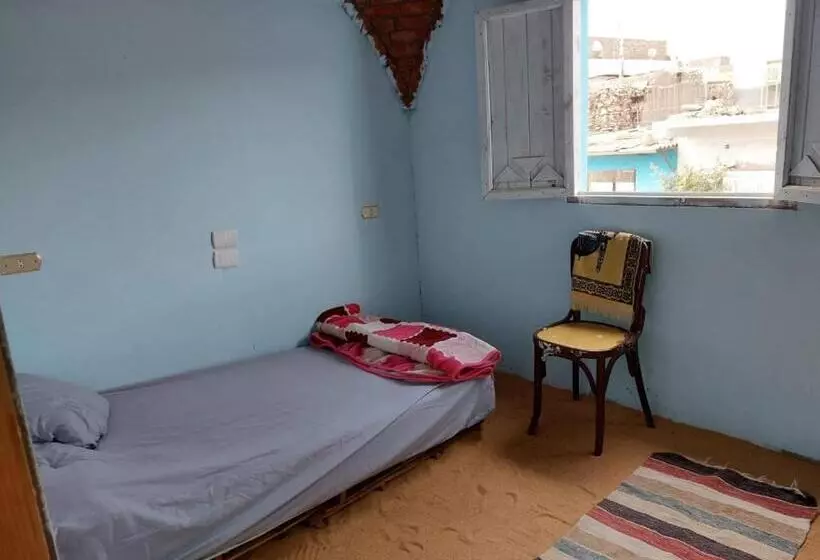 پانسیون ارجوندي جيست هاوس