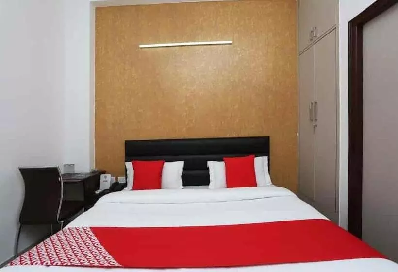 ペンション Grt Residency