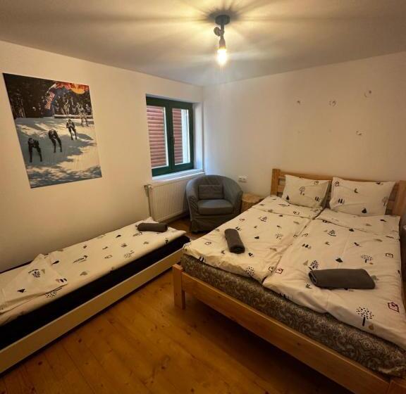 بنسيون Madarasi Sportbázis