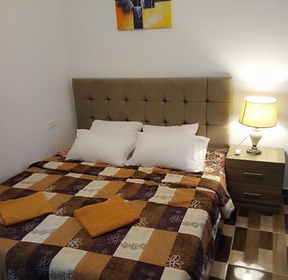 پانسیون The Stunning View