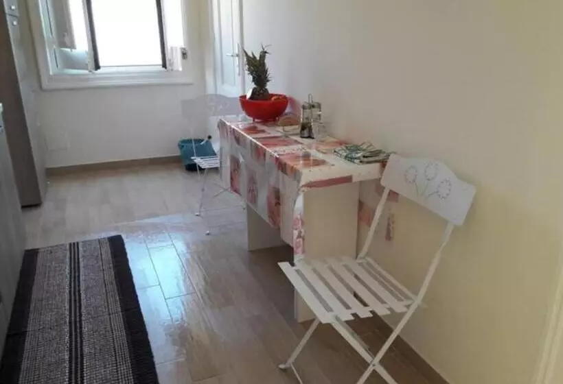پانسیون The Twins Rooms In Trapani 2