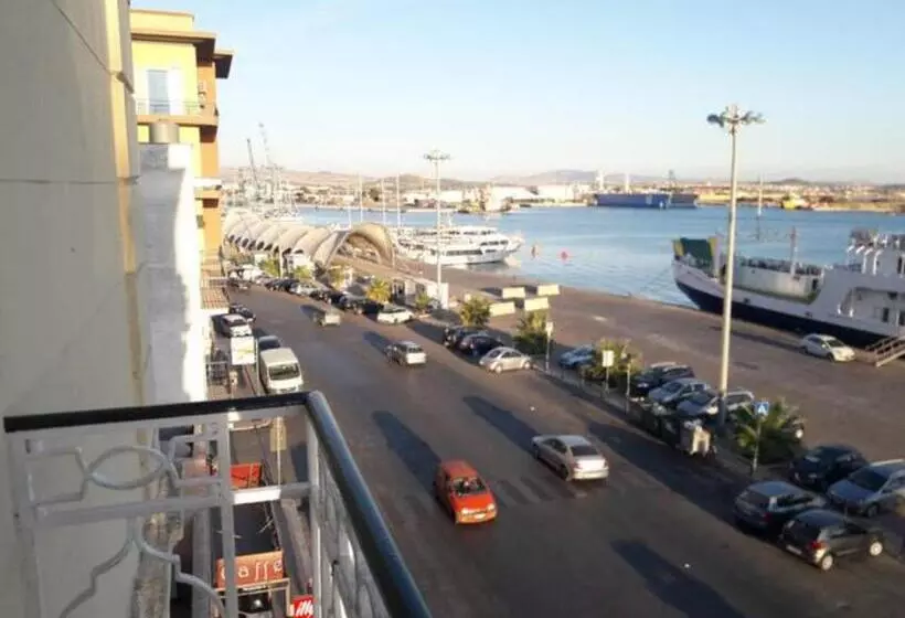 پانسیون The Twins Rooms In Trapani 2