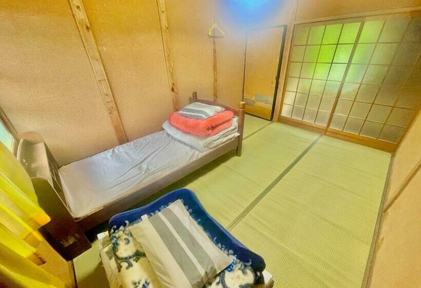 هاستل 自然豊かな隠れ家ゲストハウス和村nagomura