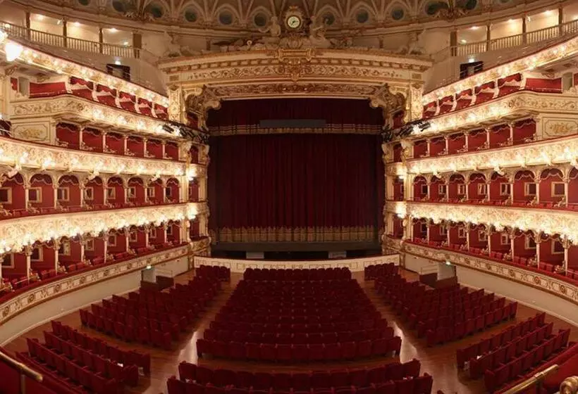 تختخواب و صبحانه Residenze Unità D Italia