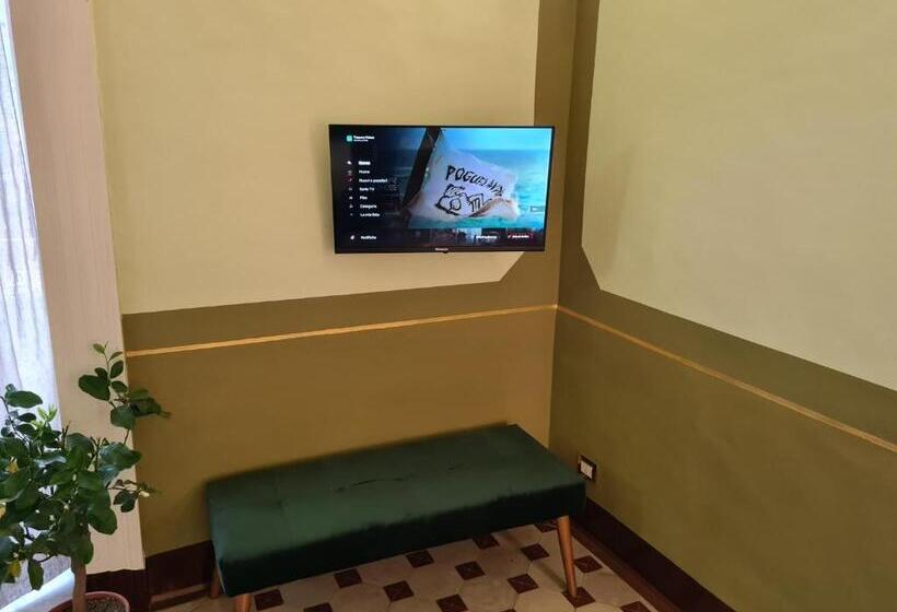 تختخواب و صبحانه Toscano Palace Luxury Rooms Catania