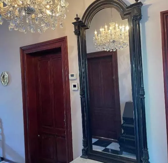 Aamiaismajoitus (B&B) Villa Giethoorn Steenwyck