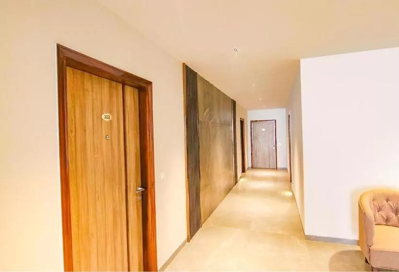 Fabhotel Prime K9 Grand