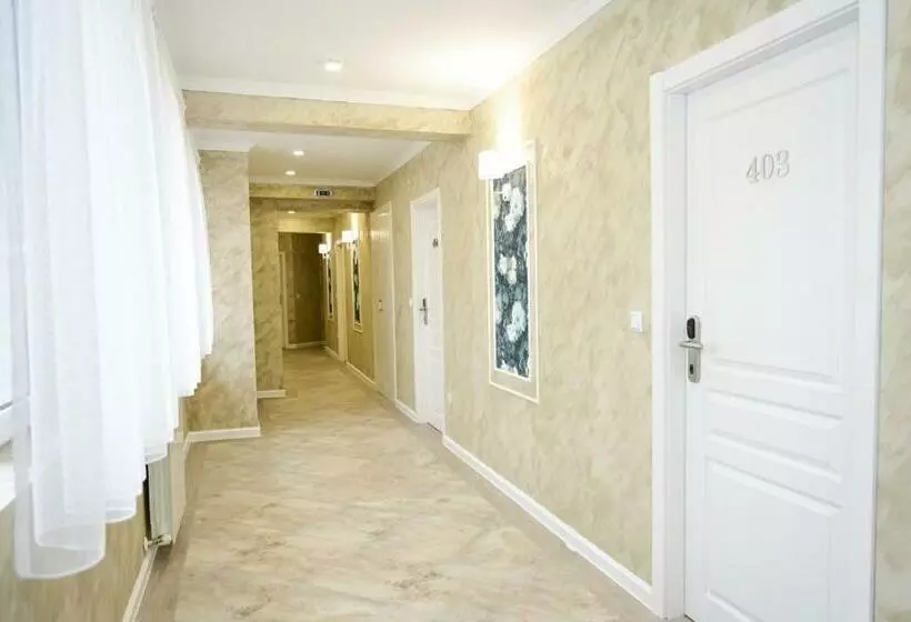 Hotelli роял шумен