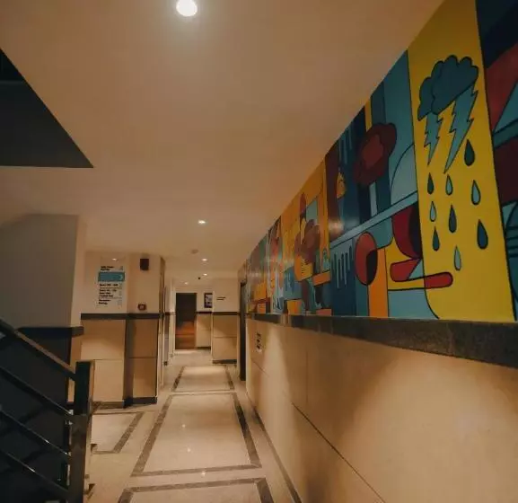 ホテル Clarks Inn Express , Dehradun