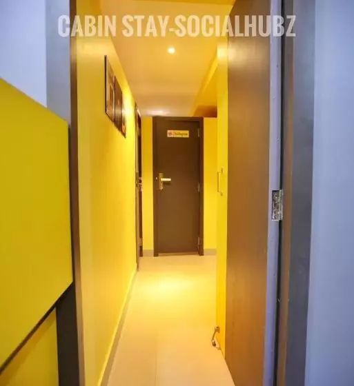 Kapselihotelli Cabin Stay Marol The Hubz