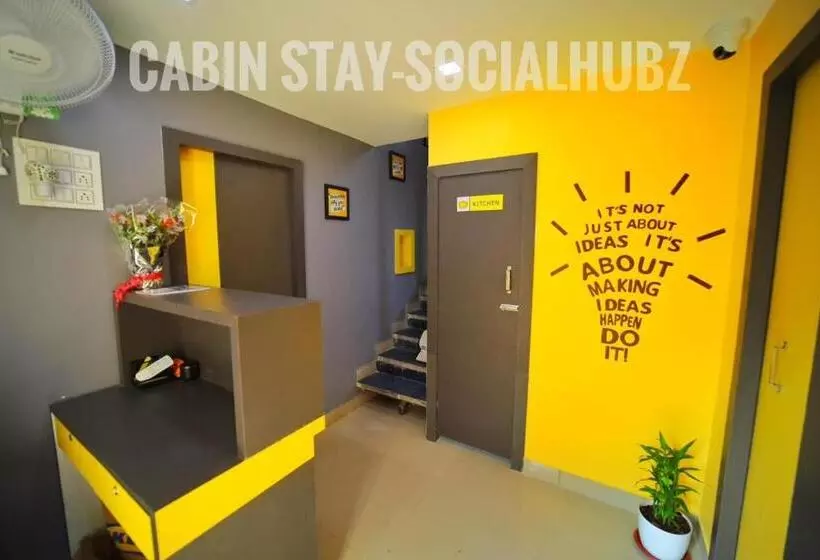 Kapselihotelli Cabin Stay Marol The Hubz