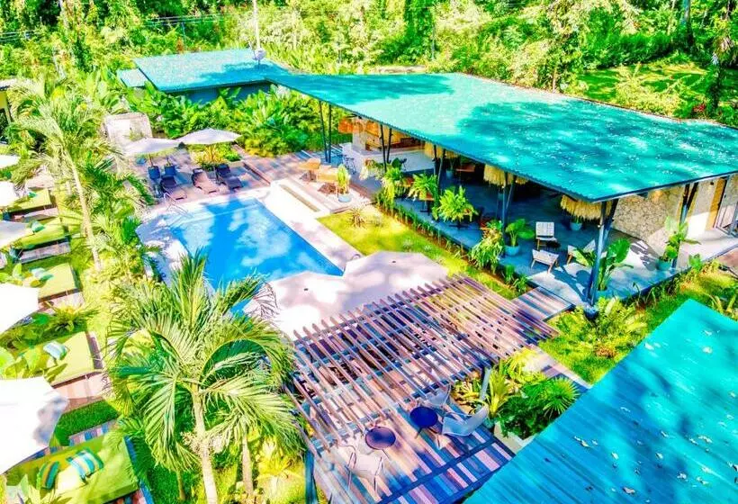 Hotelli Exôtico Beach & Rooms