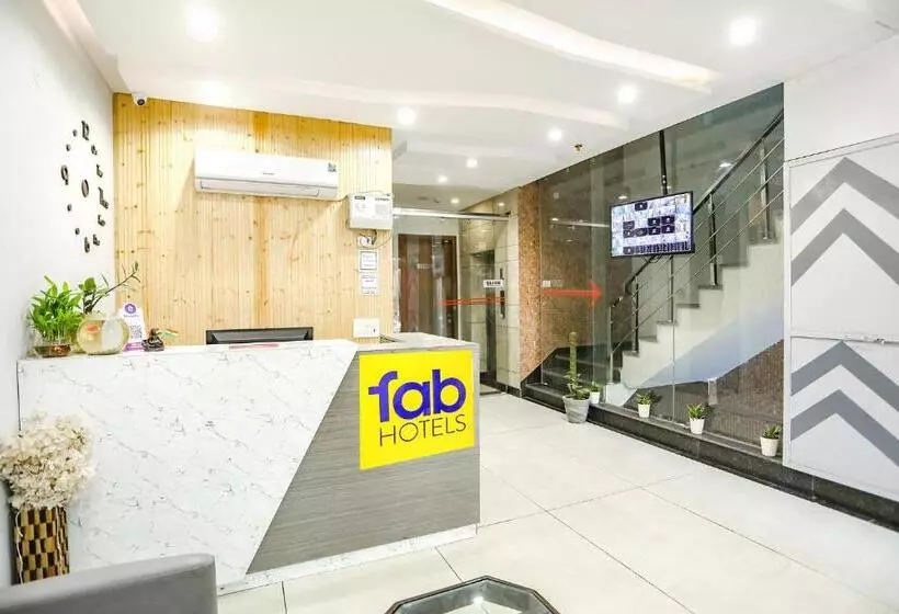 Fabhotel Indirapuram By Sbg, Near Sec 62 Noida
