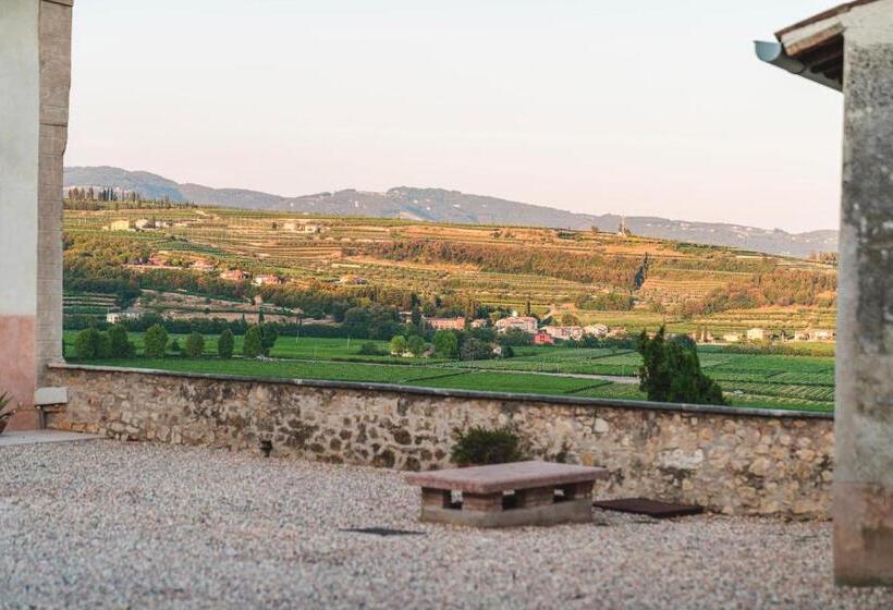 酒店 Palazzo Montanari Art & Wine Luxury Apartments